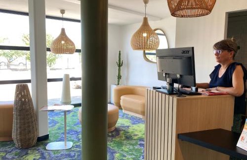 Carcassonne Hotel | Hôtel Pont Rouge , Carcassonne