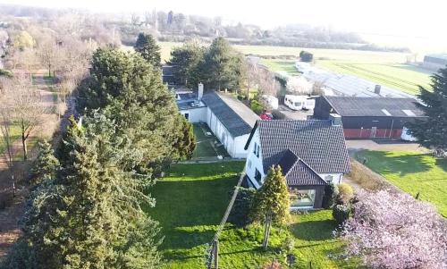 Lank-Latum House | Hübsches Cottage in ehemaliger Gärtnerei