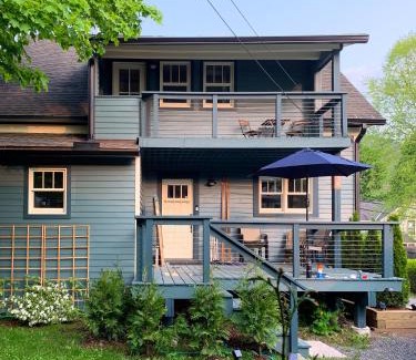 Margaretville House | Hÿgge House