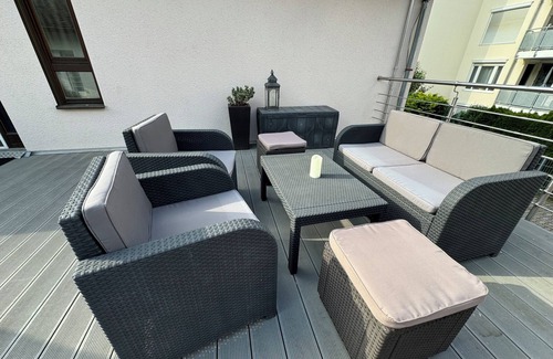 Sindelfingen Apartment | H&H Home-Quite and cozy apartment near Daimler & IKEA
