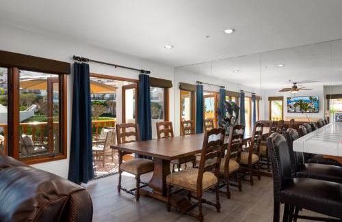 Avalon House | H1338 - Hamilton Cove Villa 13-38