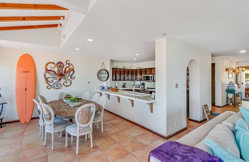 Avalon Condo | H1875: Impecably Decorated Villa + Wrap Around Balcony + Breathtaking Views - Ha