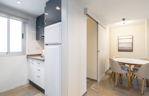 Central District Apartment | H2Granada old historic Solarium Terrace & Parking