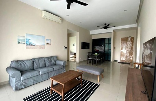 Putrajaya Apartment | Ha-aH⁴ Home@Conezion IOI Resort City,3BR w Balcony