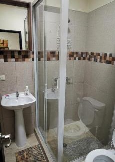 Manta Apartment | Habitación A independiente para parejas o ejecutivos