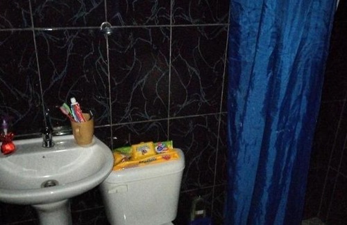 Juan Montalvo Apartment | Habitación amoblada e independiente con wifi ducha caliente