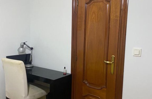Leioa House | Habitación doble con baño