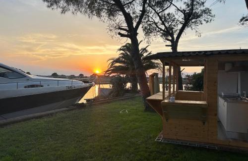 Santa Margarida Boat Rental | Habitación Suite, Alojamiento Apartamento Barco