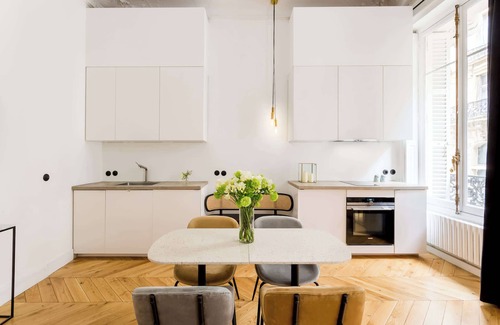 Palais-Royal Apartment | Habitat Parisien -1BR/1BA - Louvre