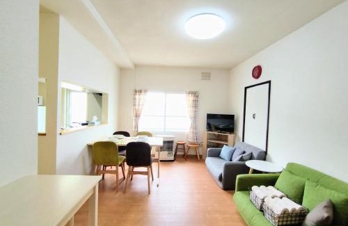 Nishi Apartment | Hachiken Chaya 2F 1-6ppl