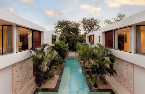 La Veleta House | Hacienda 21 | 6 Pools - Gym - Yoga - Fire Pit