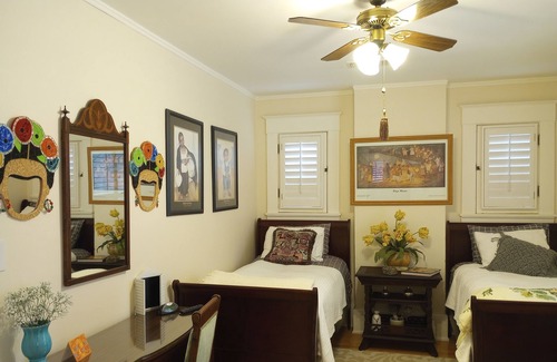 Roswell Bed & Breakfast | Hacienda Amor de Roswell