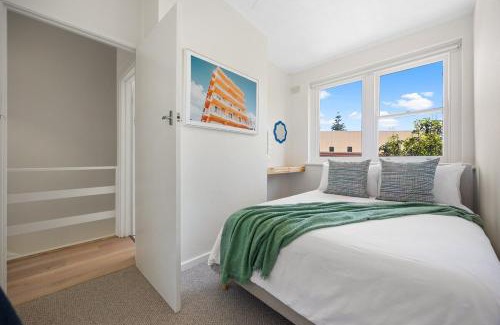 Henley Beach Apartment | Hacienda at Henley - 2BR, Wi-Fi, Workspace