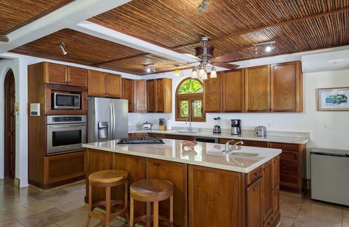 Playa Colorado House | Hacienda Colorado - on Colorados Surf Break