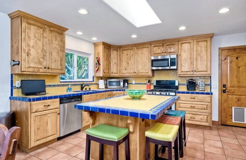 Carlsbad House | Hacienda Decor, Fully Fenced Backyard, Spacious
