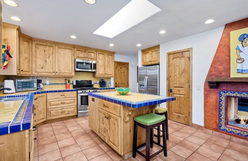 Carlsbad House | Hacienda Decor, Fully Fenced Backyard, Spacious