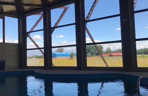 Yerbas Buenas House | Hacienda en parral con piscinas, Jacuzzi y Más