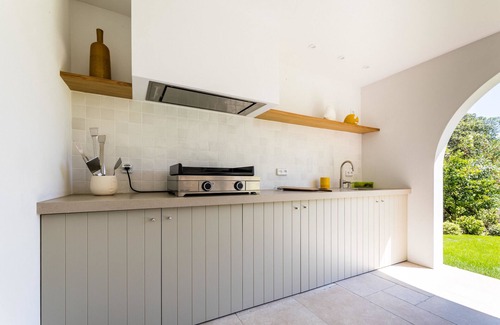 Anglet Villa | HACIENDA KEYWEEK Large Family Villa with Pool, Garden, Sauna in Anglet