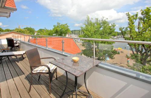 Lauterbach Apartment | hafennahe Penthousewohnung mit Meerblick - Hafenresidenz Lauterbach FeWo 2-7