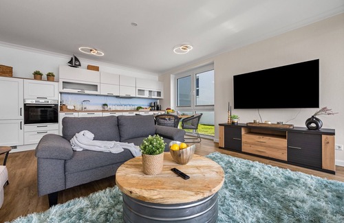 Kappeln Apartment | "Hafenspitze": First floor apartment with Baltic Sea view, terrace & wellness area