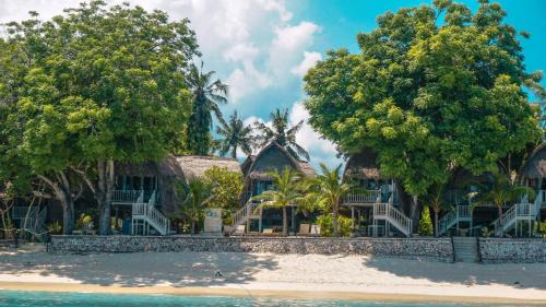 Mushroom Bay Resort | Hai Tide Beach Resort