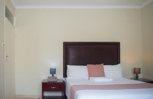 Gaborone House | Haithoms Guesthouse