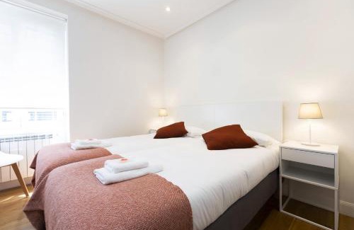 La Marina Apartment | Haizea by Smiling Rentals