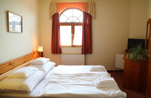 Hajduszoboszlo Hotel | Hajdú Kastély Hotel