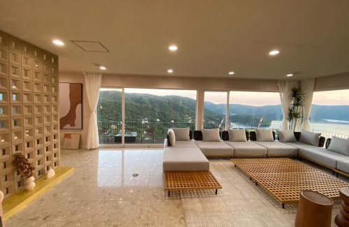Hakone Villa | Hakone SkyLake 箱根湖と山を望む絶景