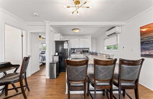 St Louis Heights House | Hale Mahalo: A Cozy 3BR Retreat, Rent with Neighboring Home for More Space!