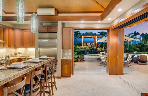 Kamuela House | Hale Mele Polynesian Pod Style with Pool/Hot Tub, Gazebo, Golf Cart & Ebikes