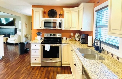 Canton House | Hall of Fame, home away from home, clean and spacious!