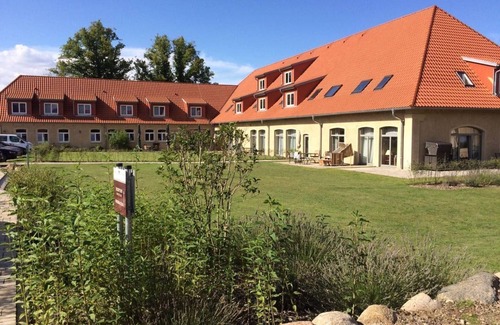 Stolpe Apartment | Halla RE-04 - The Halla coach house RE-04 - rural luxury holiday apartment with terrace