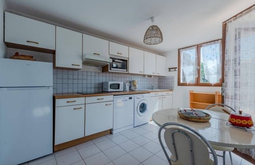 Le Barcares House | Hameau des Tamarins by Interhome
