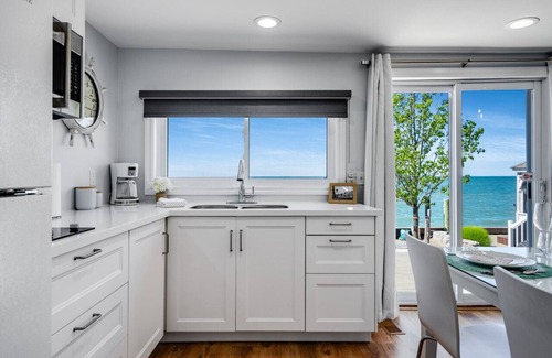 Leamington Cottage | Hammock Haven Beach House Near Point Pelee