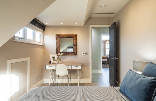 Frognal and Fitzjohns Apartment | Hampstead Lux Flat-Hosted by Sweetstay