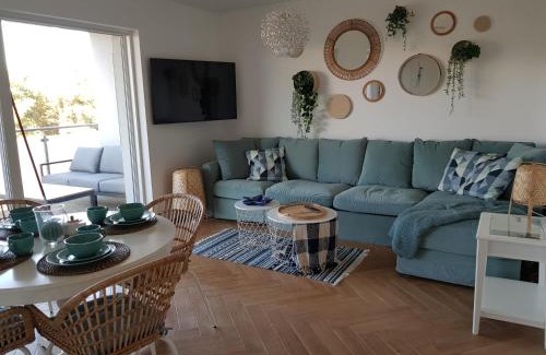 Rowy Apartment | Hampton House