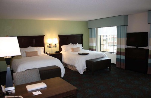 St. Cloud Hotel | Hampton Inn and Suites St. Cloud