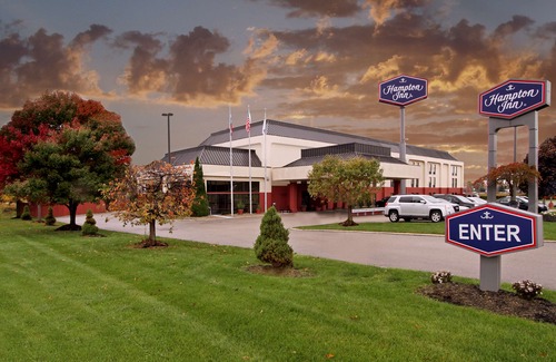 Austinburg Hotel | Hampton Inn Ashtabula