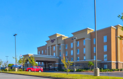 Bryant Hotel | Hampton Inn Bryant