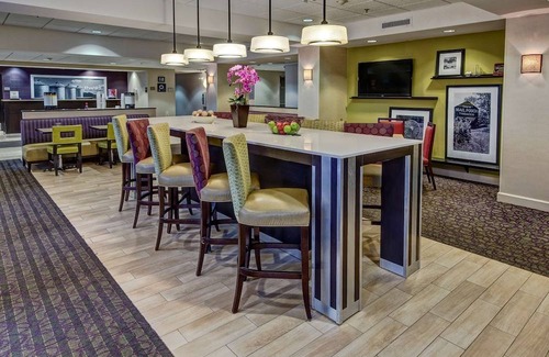 Dunn Hotel | Hampton Inn by Hilton Dunn