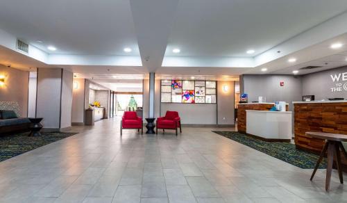 East Windsor Hotel | Hampton Inn East Windsor