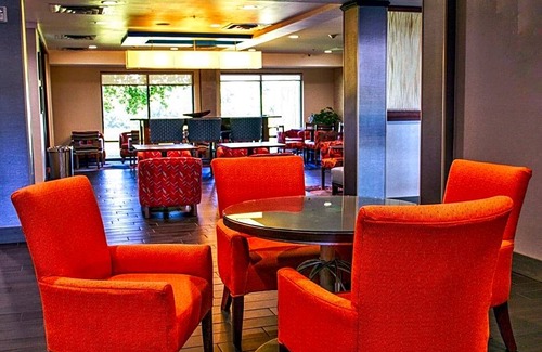 Edmond Hotel | Hampton Inn Edmond