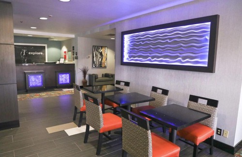 Muskogee Hotel | Hampton Inn Muskogee