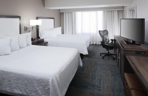 Downtown St. Louis Hotel | Hampton Inn St Louis- at the Arch