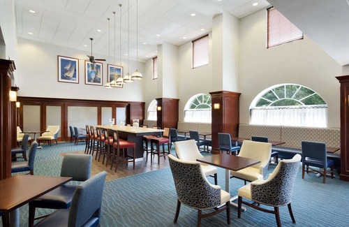 Middletown Hotel | Hampton Inn & Suites Middletown