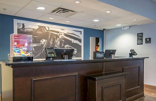 Port Allen Hotel | Hampton Inn & Suites Baton Rouge/Port Allen