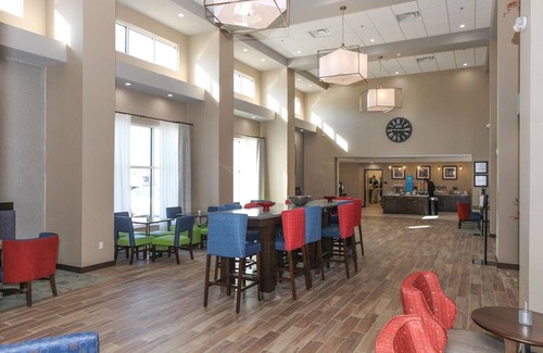 Lafayette Hotel | Hampton Inn & Suites Lafayette