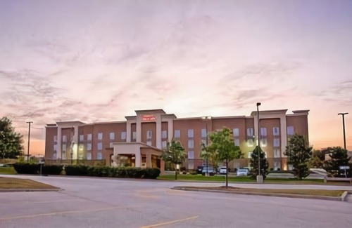 Quad Cities Hotel | Hampton Inn & Suites Davenport