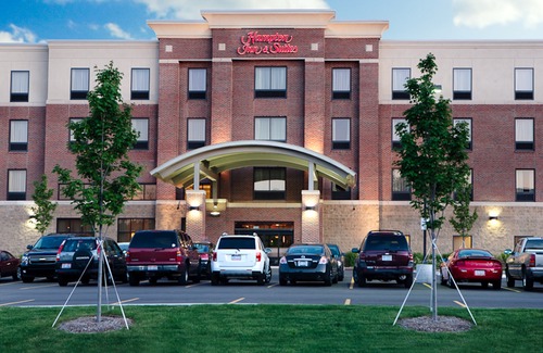 Canton Hotel | Hampton Inn & Suites Detroit-Canton